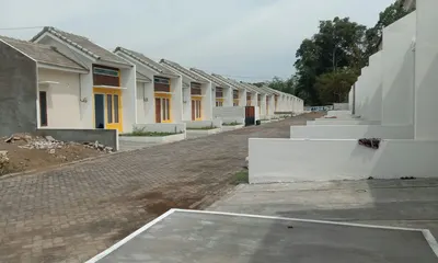 Contoh agen properti