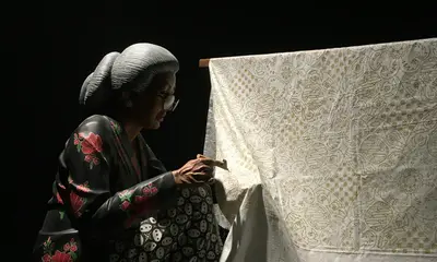 Contoh usaha batik dan fesyen di Solo