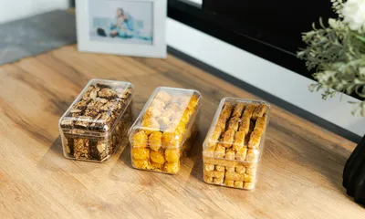 Contoh foto barang: kue kering